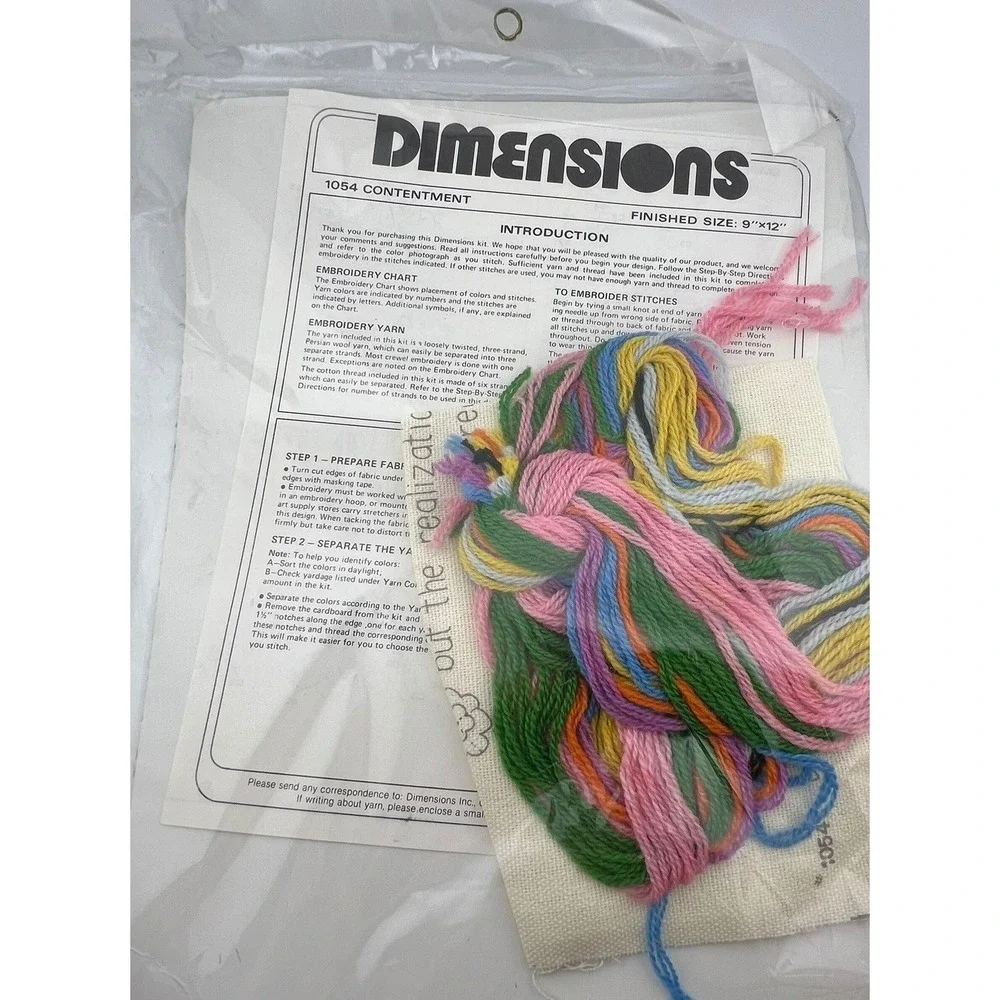 Vintage 1978 Dimensions Crewel Kit Contentment Susan Florence 1054